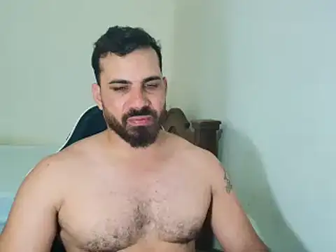 Snapshot of max_love255 chatting on 9, 10, 2025 max love255 online show from 9, 10, 2025