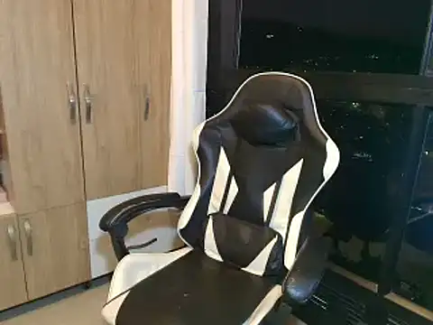 max love255 online show from 4, 3, 2026