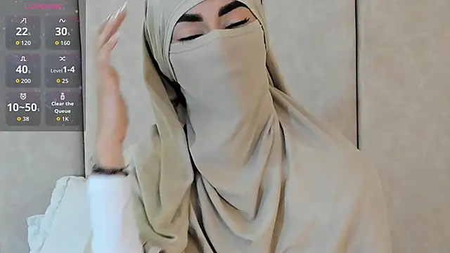  Zahiira  online show from 18, 9, 2025