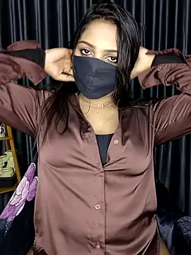 Snapshot of Webrowncouple chatting on 6, 10, 2025 Webrowncouple online show from 6, 10, 2025