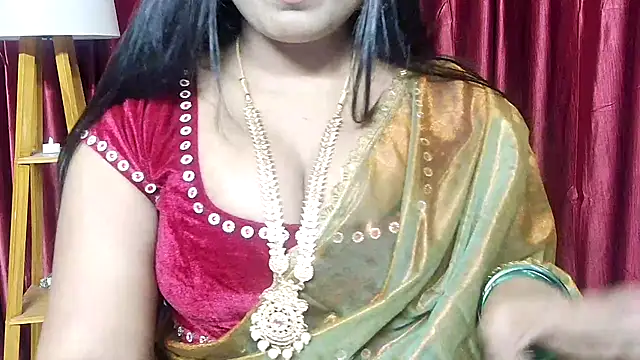 Snapshot of Webrowncouple chatting on 10, 11, 2025 Webrowncouple online show from 10, 11, 2025