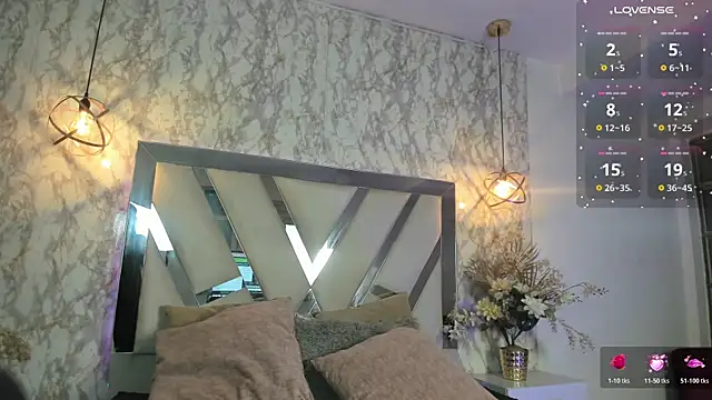 Aisha poweer online show from 28, 11, 2025