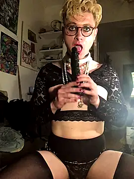 Sissy Cindy Whore online show from 19, 9, 2025