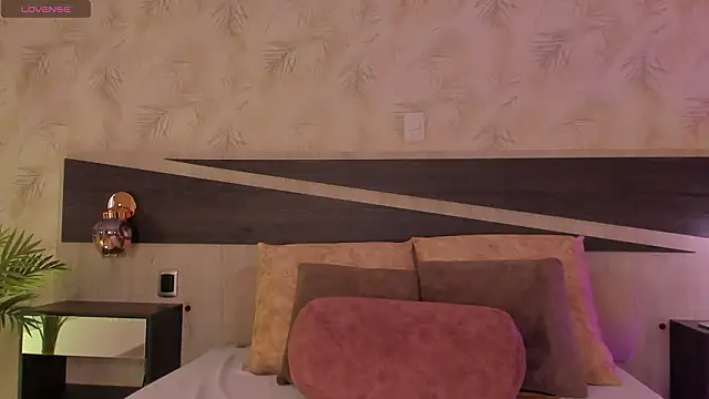 dana hazze online show from 12, 3, 2026