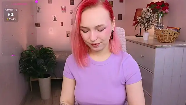 Snapshot of NaomiYoru chatting on 26, 4, 2026 NaomiYoru online show from 26, 4, 2026