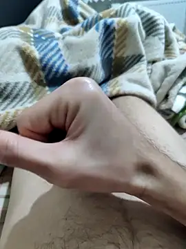 emrekzlk52 online show from 27, 3, 2026