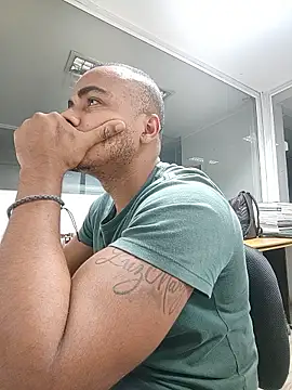 Snapshot of SanChacal5694 chatting on 16, 1, 2026 SanChacal5694 online show from 16, 1, 2026