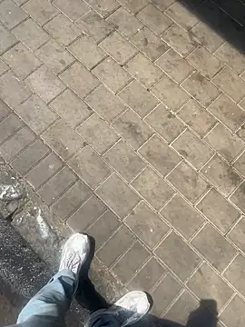 Snapshot of kamo012000 chatting on 23, 9, 2025 kamo012000 online show from 23, 9, 2025