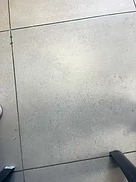 Snapshot of kamo012000 chatting on 8, 10, 2025 kamo012000 online show from 8, 10, 2025