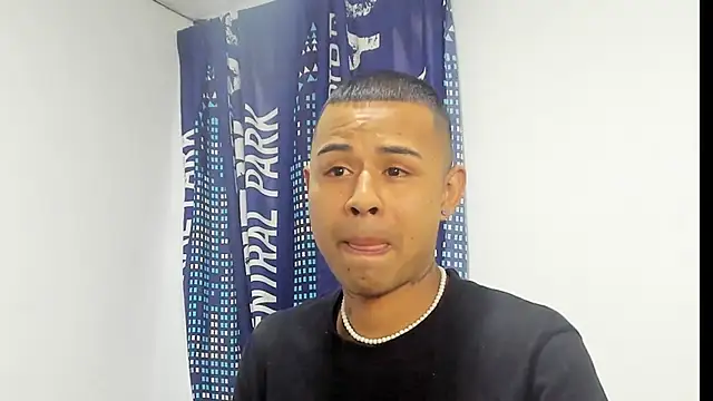  Logan Colton  online show from 12, 11, 2025