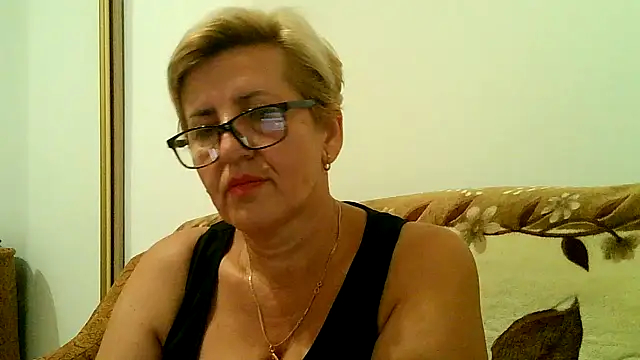 Dana4921 online show from 8, 9, 2025