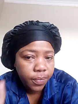 SweetBerryBliss online show from 13, 10, 2025