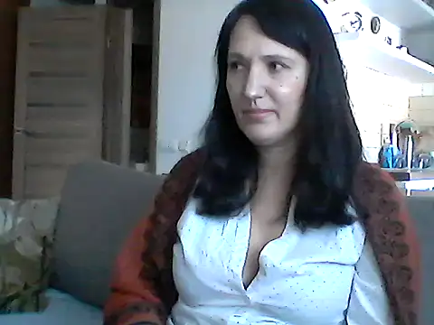 Elena48324 online show from 17, 1, 2026