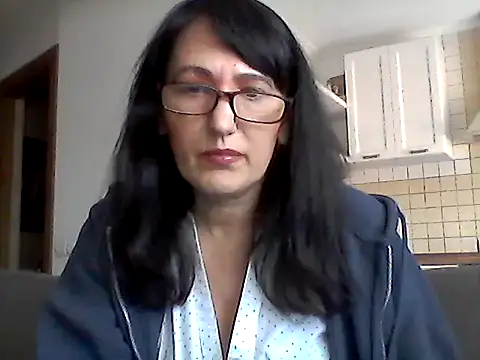 Elena48324 online show from 4, 3, 2026