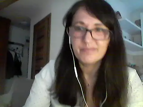 Elena48324 online show from 3, 6, 2026