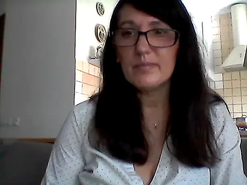 Elena48324 online show from 7, 6, 2026