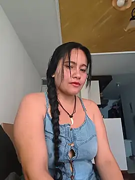 Snapshot of Yaya_watson chatting on 20, 5, 2026 Yaya watson online show from 20, 5, 2026
