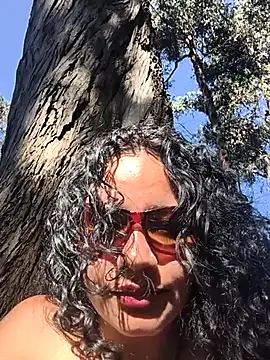 Snapshot of Yaya_watson chatting on 23, 6, 2026 Yaya watson online show from 23, 6, 2026