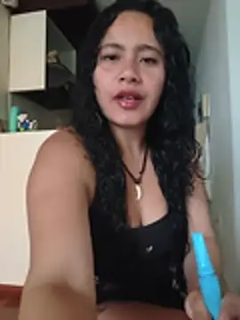 Snapshot of Yaya_watson chatting on 24, 6, 2026 Yaya watson online show from 24, 6, 2026