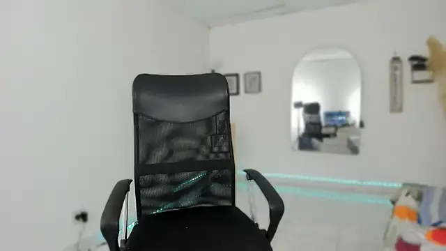 Snapshot of AbonySex69 chatting on 12, 11, 2025 AbonySex69 online show from 12, 11, 2025