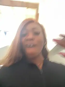 Skylar Smith  online show from 20, 6, 2026