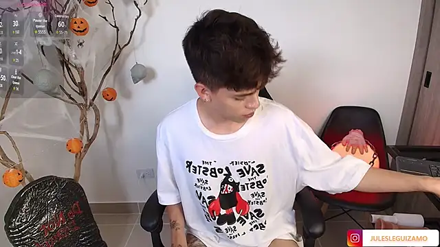 Snapshot of stev_austin_ chatting on 15, 10, 2025 stev austin online show from 15, 10, 2025