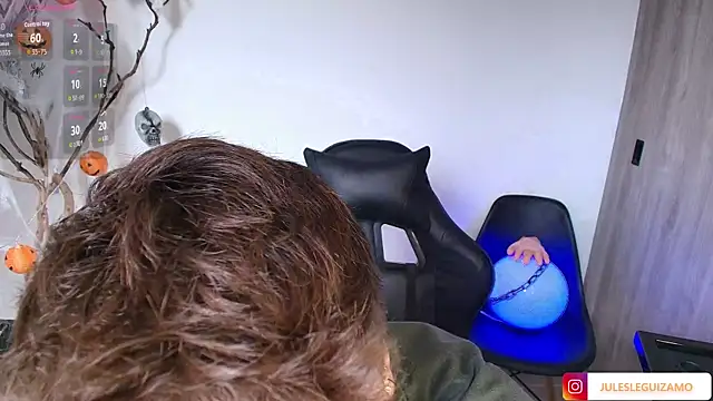 Snapshot of stev_austin_ chatting on 17, 10, 2025 stev austin online show from 17, 10, 2025