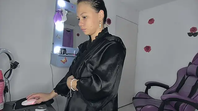soffy rosses online show from 3, 5, 2026