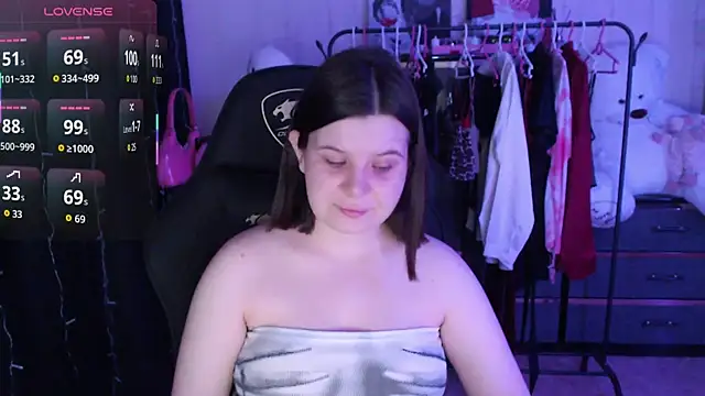AmyVibess online show from 7, 5, 2026