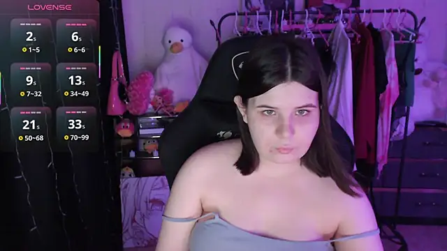 AmyVibess online show from 28, 6, 2026