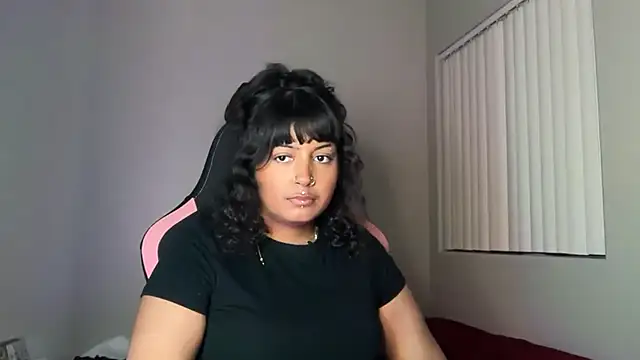 Snapshot of pressuremami chatting on 20, 9, 2025 pressuremami online show from 20, 9, 2025