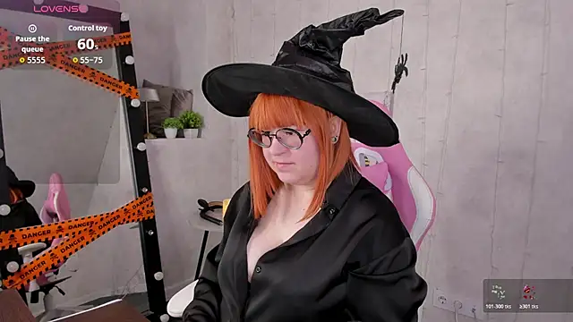 Snapshot of Michelle_Wilsson chatting on 27, 10, 2025 Michelle Wilsson online show from 27, 10, 2025