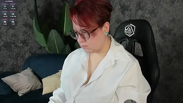 Snapshot of Michelle_Wilsson chatting on 7, 11, 2025 Michelle Wilsson online show from 7, 11, 2025