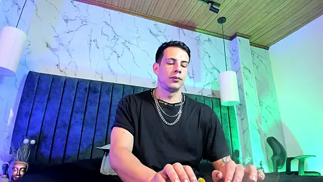 Dustin Sonne online show from 4, 5, 2026