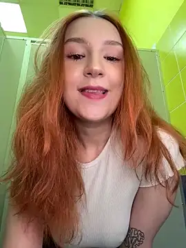 Snapshot of katexxxx chatting on 28, 4, 2026 katexxxx online show from 28, 4, 2026