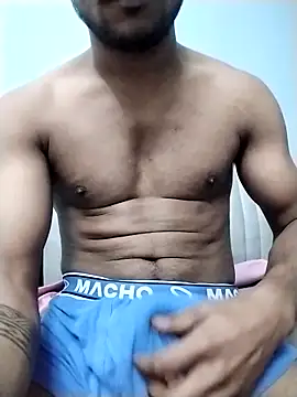 Snapshot of its_aadi121 chatting on 18, 12, 2025 its aadi121 online show from 18, 12, 2025