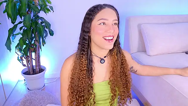 onlyemily  online show from 21, 5, 2026