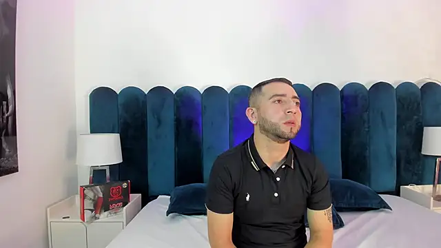 Snapshot of Lushian_ chatting on 2, 3, 2026 Lushian online show from 2, 3, 2026