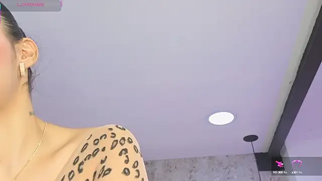 Snapshot of Saara_evans_ chatting on 27, 9, 2025 Saara evans online show from 27, 9, 2025