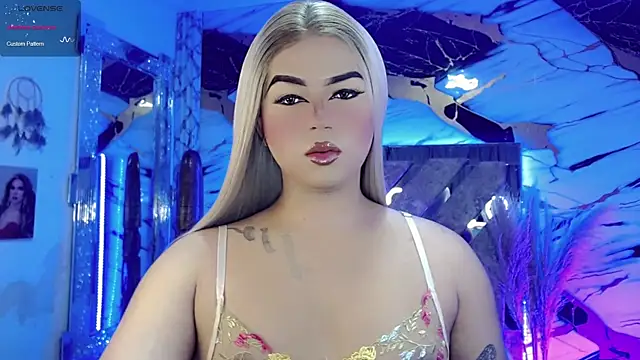 kushina uzumaki75 online show from 13, 5, 2026