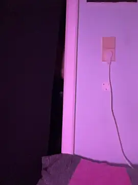 Seductively4 20 online show from 23, 6, 2026