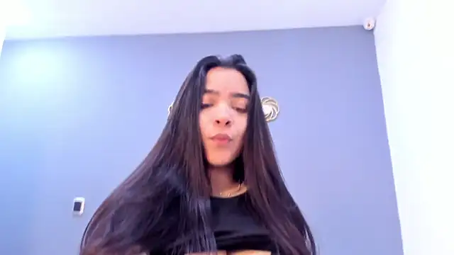 KamilaBetancourt online show from 8, 6, 2026