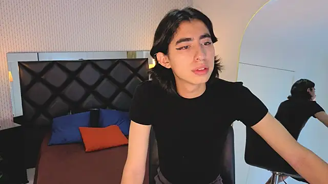 ryo light online show from 4, 10, 2025