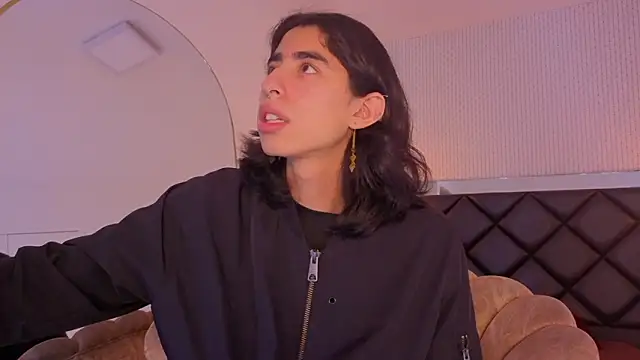 Snapshot of ryo_light chatting on 19, 3, 2026 ryo light online show from 19, 3, 2026