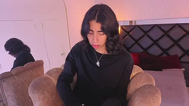 Snapshot of ryo_light chatting on 30, 3, 2026 ryo light online show from 30, 3, 2026