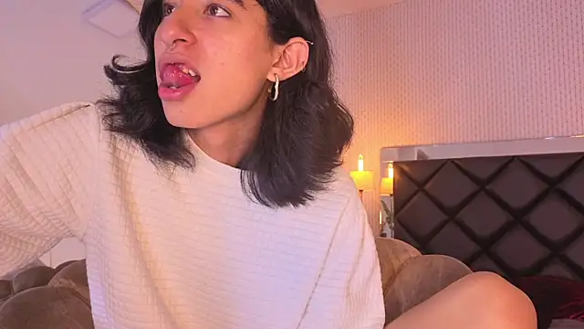 Snapshot of ryo_light chatting on 5, 4, 2026 ryo light online show from 5, 4, 2026