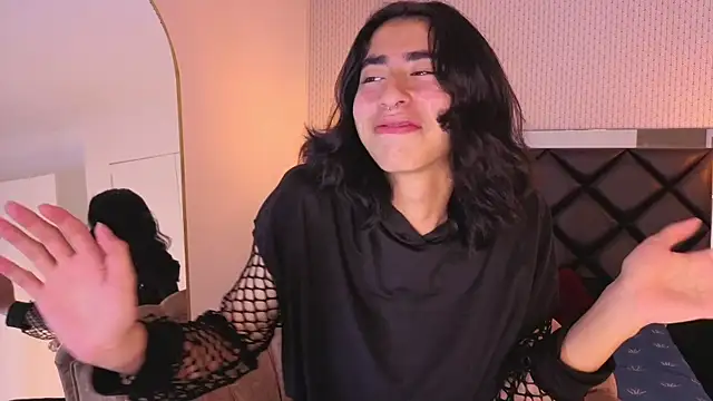 Snapshot of ryo_light chatting on 8, 4, 2026 ryo light online show from 8, 4, 2026