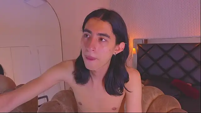 Snapshot of ryo_light chatting on 5, 7, 2026 ryo light online show from 5, 7, 2026