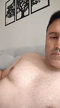 Snapshot of LeoMaduroSP chatting on 12, 2, 2026 LeoMaduroSP online show from 12, 2, 2026