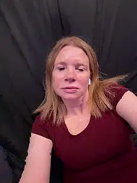 JulieHolliday online show from 16, 5, 2026